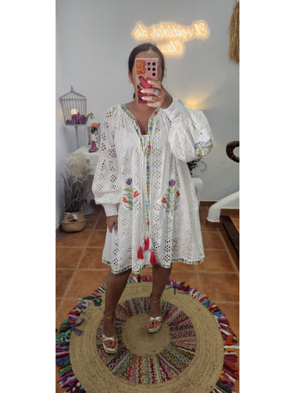 Vestido calado bordado + Colores 