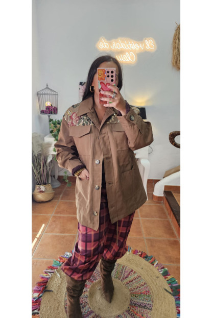 Chaqueta kaki lentes 