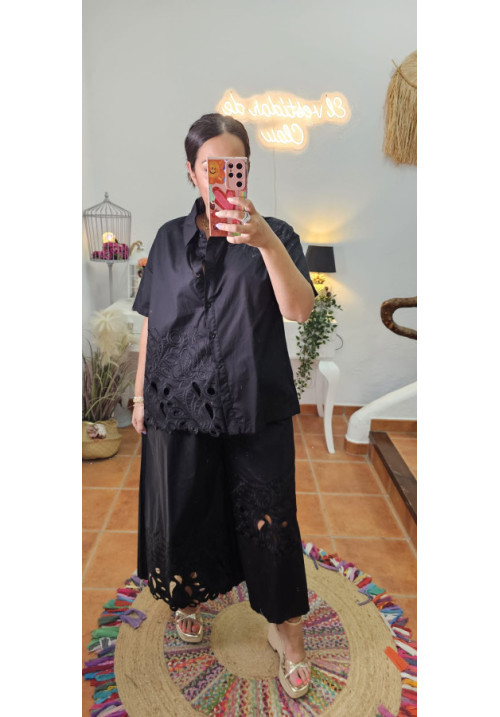 Conjunto negro calado 