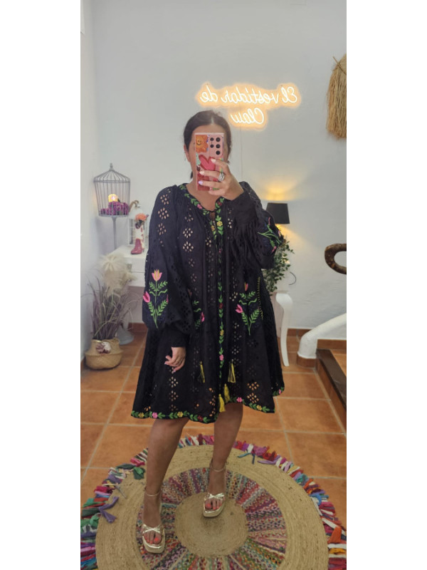Vestido calado bordado + Colores 