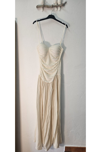Vestido pecho falda 