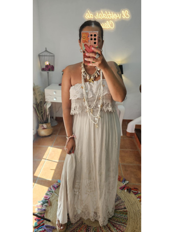 Vestido palabra de honor calados 