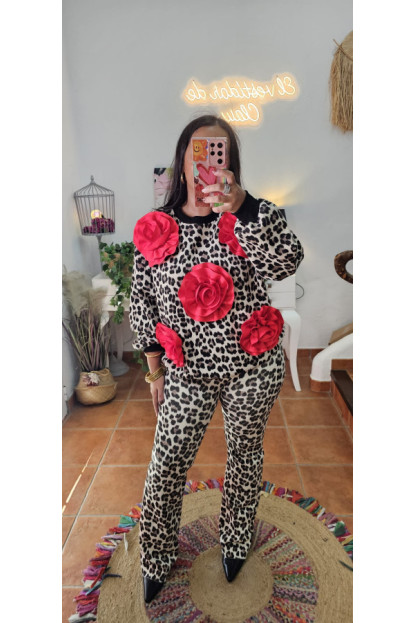 Conjunto leo flores 