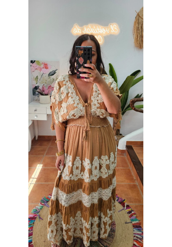 Vestido camel lentejuelas 