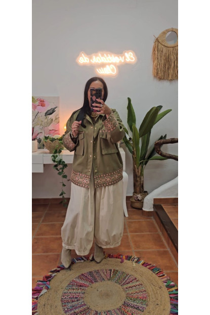 Chaqueta espalda flores oro verde 