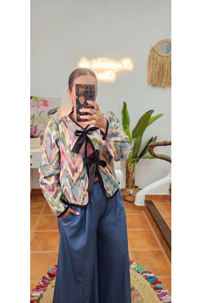 Chaqueta lazada tapiz 