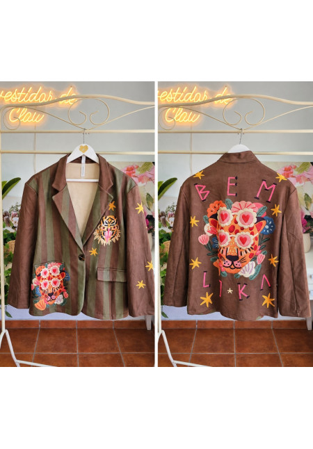 Americana antelina tigre flores 