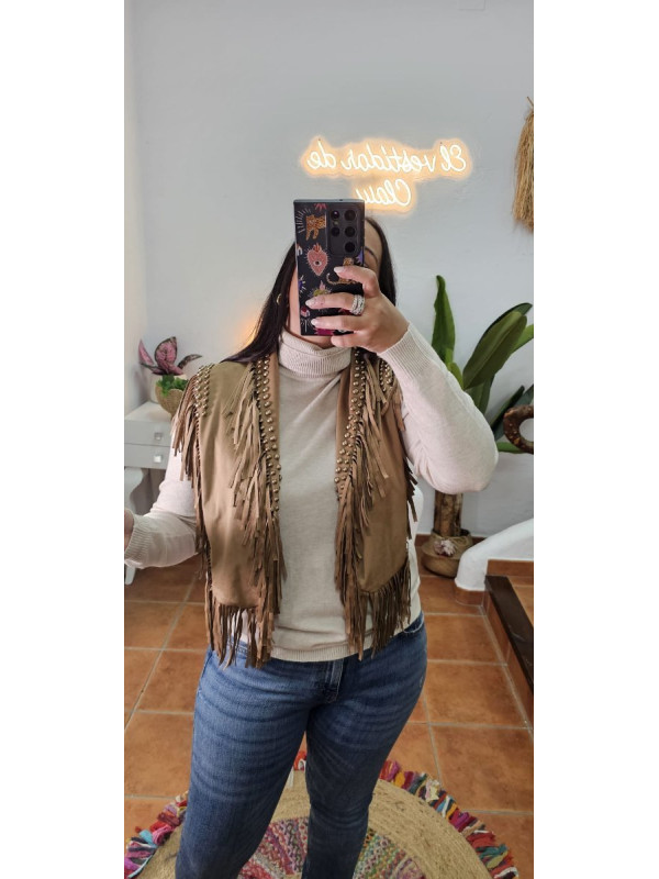 Chaleco flecos camel 