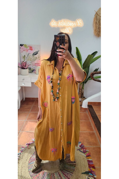 Vestido mostaza parches