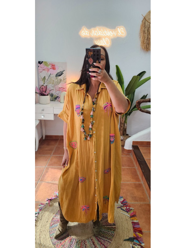 Vestido mostaza parches