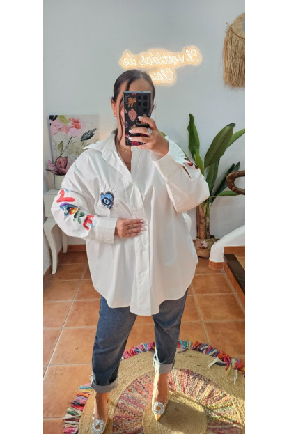 Camisa corazón ojo bordado 