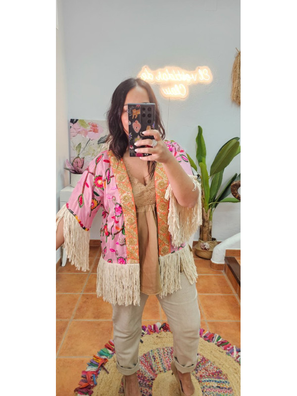 Kimono bordado rosa