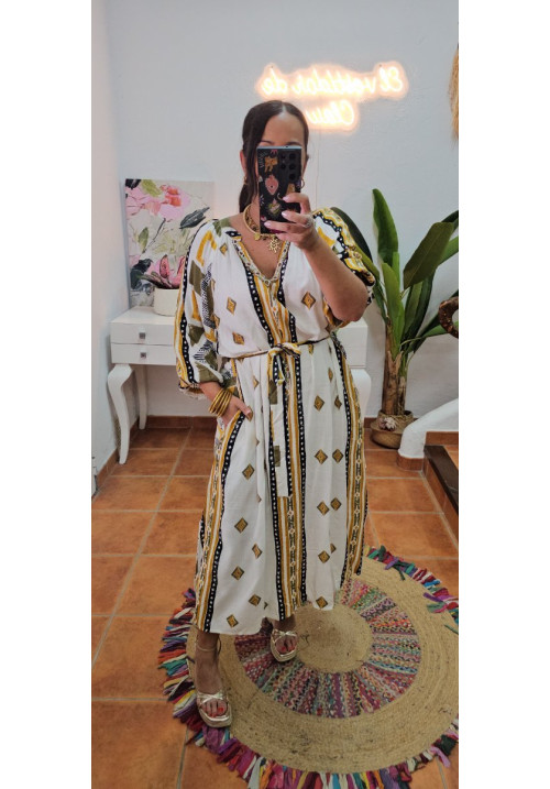 Vestido estampado escote brillos