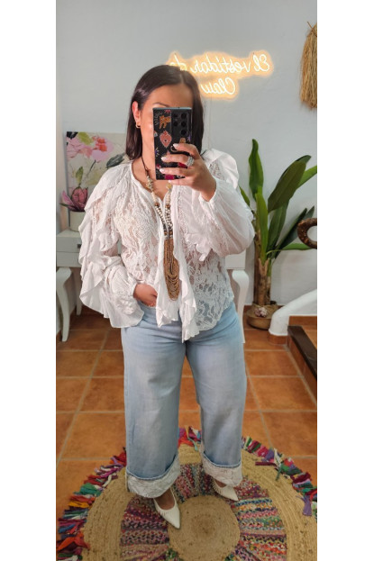 Pantalón dobladillo bajo flores