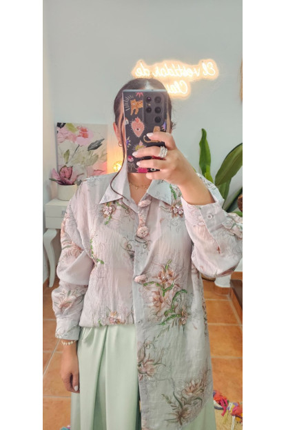 Blusa botones rosa joya estampados