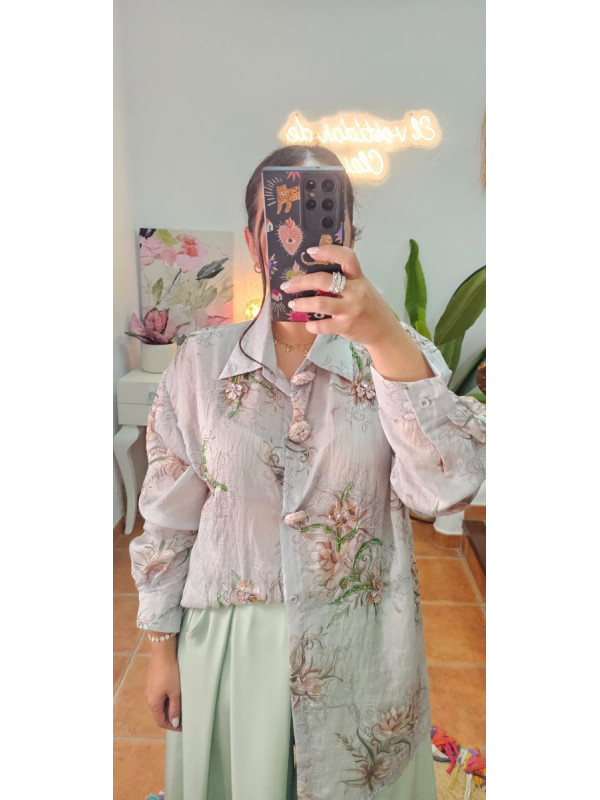 Blusa botones rosa joya estampados