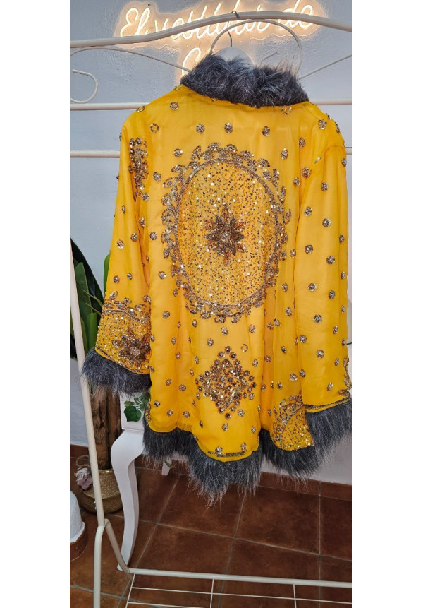 Abrigo india amarillo
