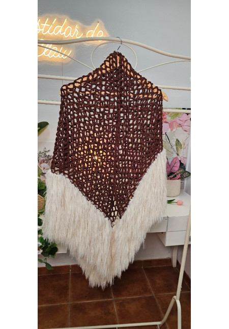 Capa flecos marrón/crudo