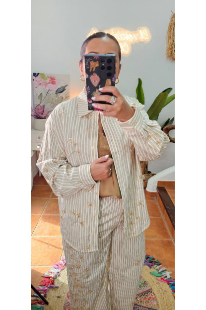 Camisa rayas lentes bordadas 